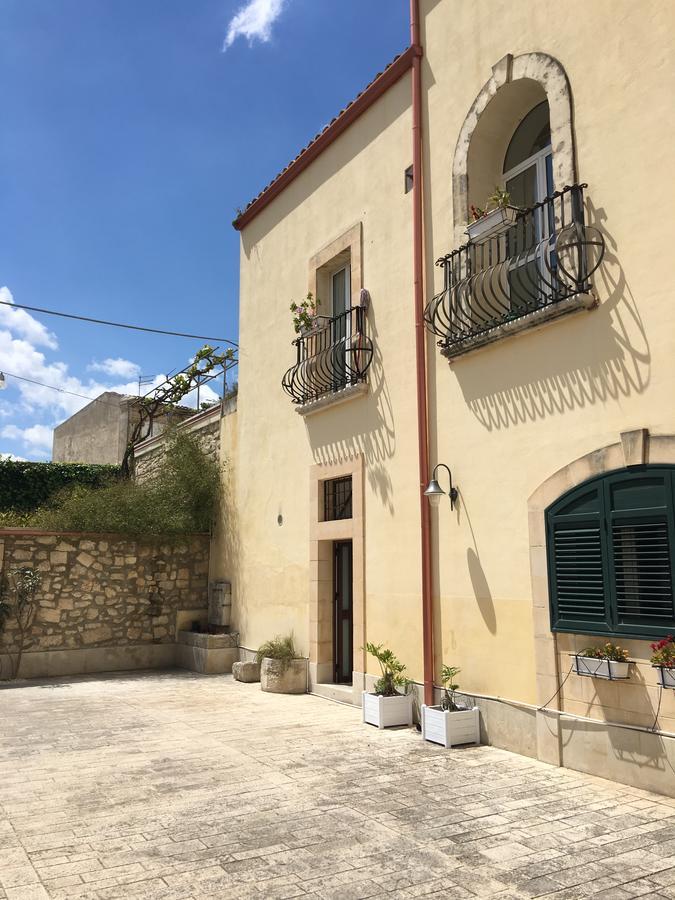 Le Fioriere Affittacamere E Casa Vacanze Ragusa Dış mekan fotoğraf